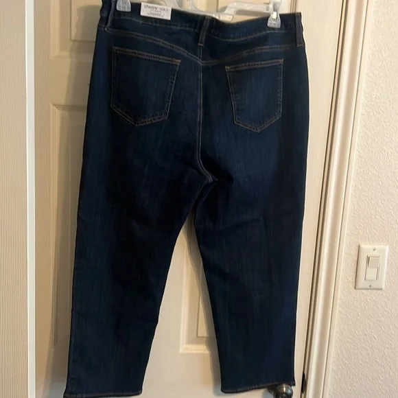 Chico's So Slimming Girlfriend Slim Leg Crop Jeans - Dark Blue - Picture 3 of 4